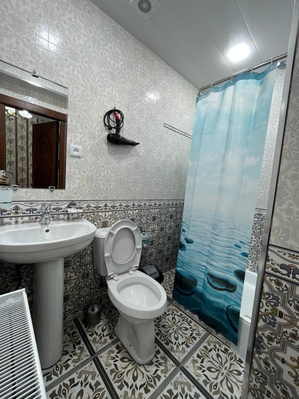 Old Safari Golden Location Guest House Bukhara Esterno foto